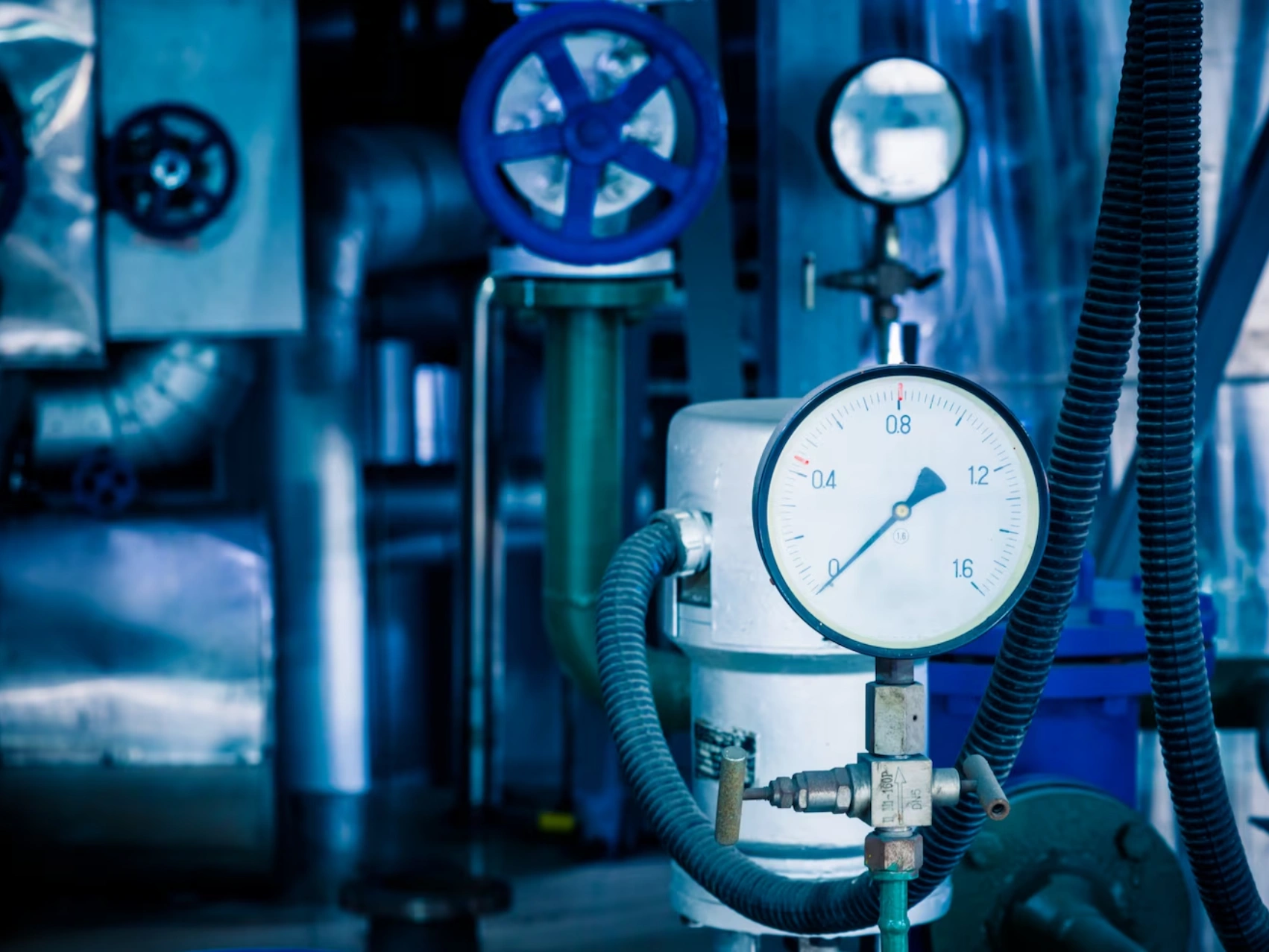 Oxygen Regulator Rental, Oxygen Regulator Services - Oxygen Cylinders